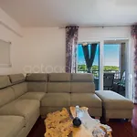 Apartment Seaview Duky *