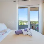 Seaview Duky 公寓 *