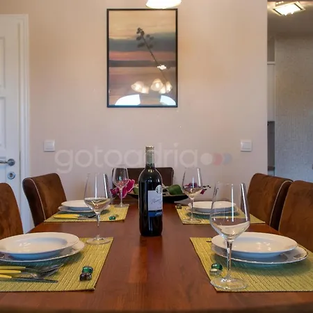 Апартаменти Seaview Duky *