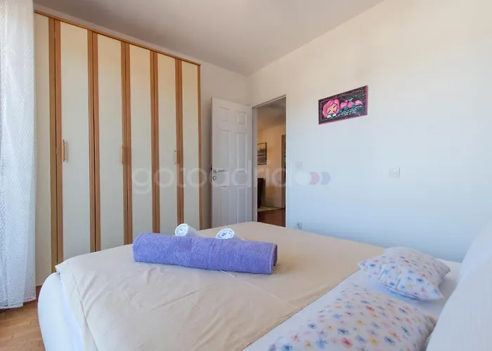 Apartment Seaview Duky