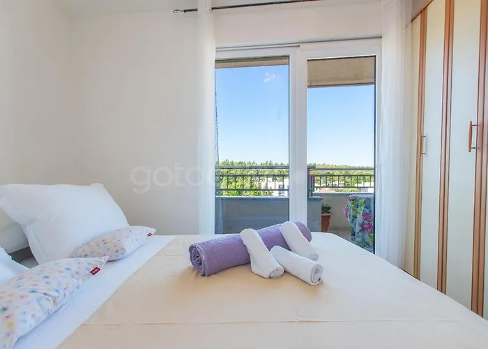 Seaview Duky Апартаменти *