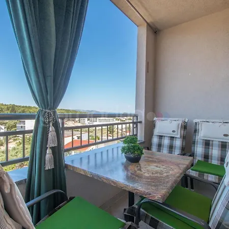 Apartment Seaview Duky