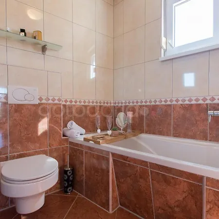 Apartment Seaview Duky